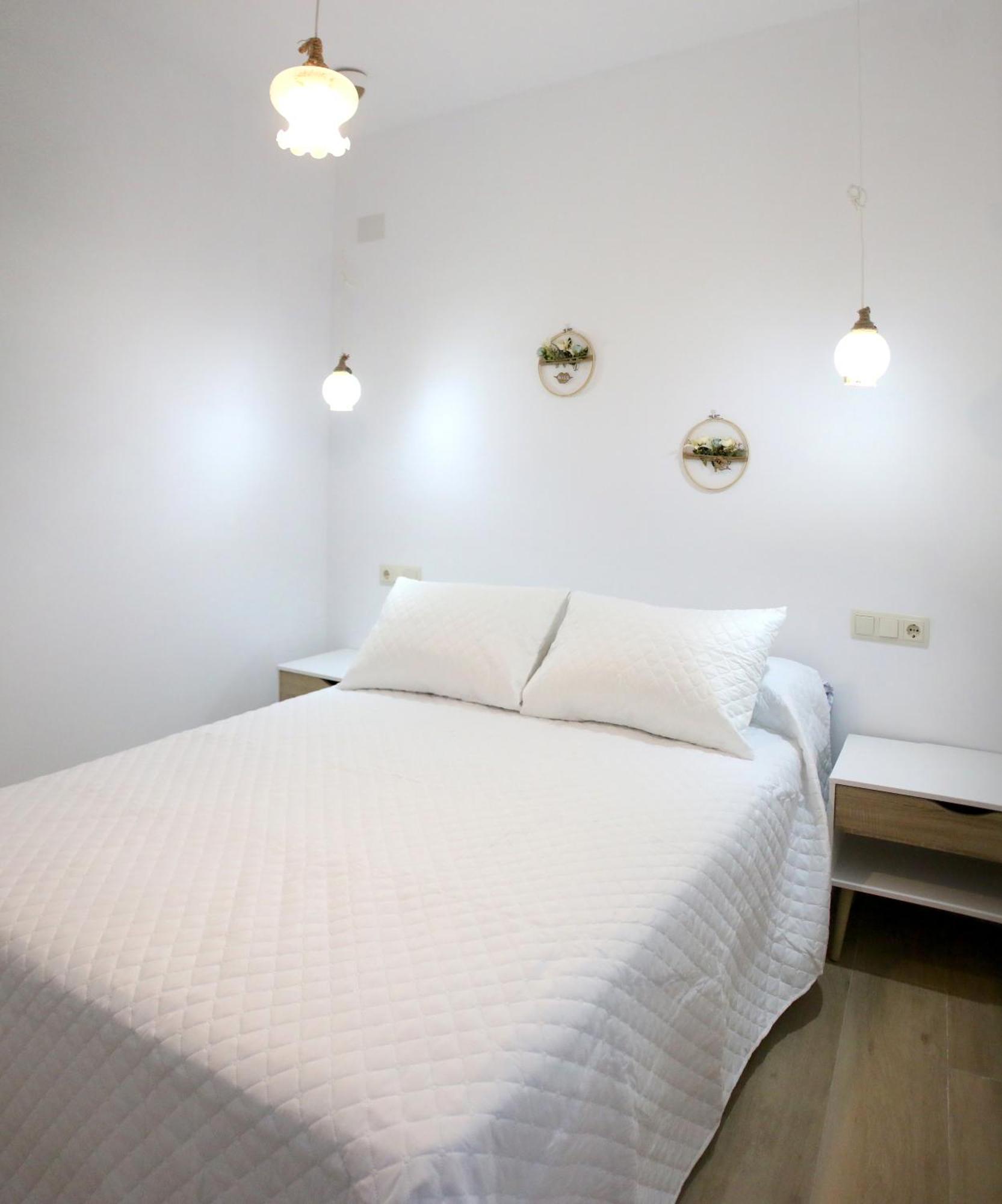 Apartamentos Turisticos La Estacion Úbeda Exteriör bild